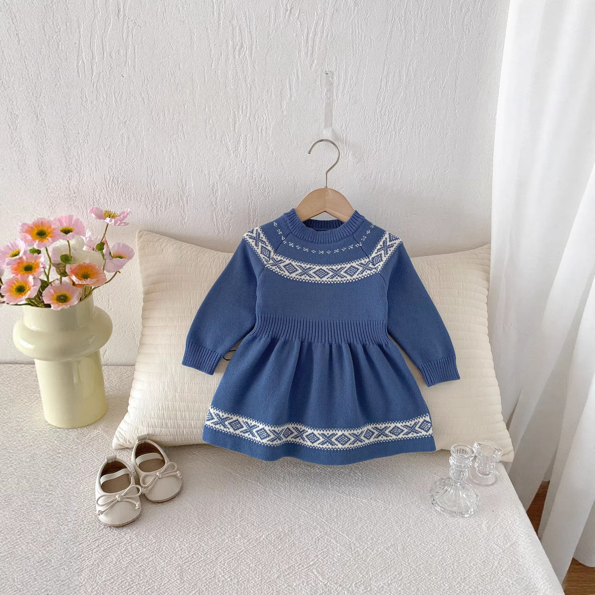 Girl Pattern Knit Long Sleeve Dress