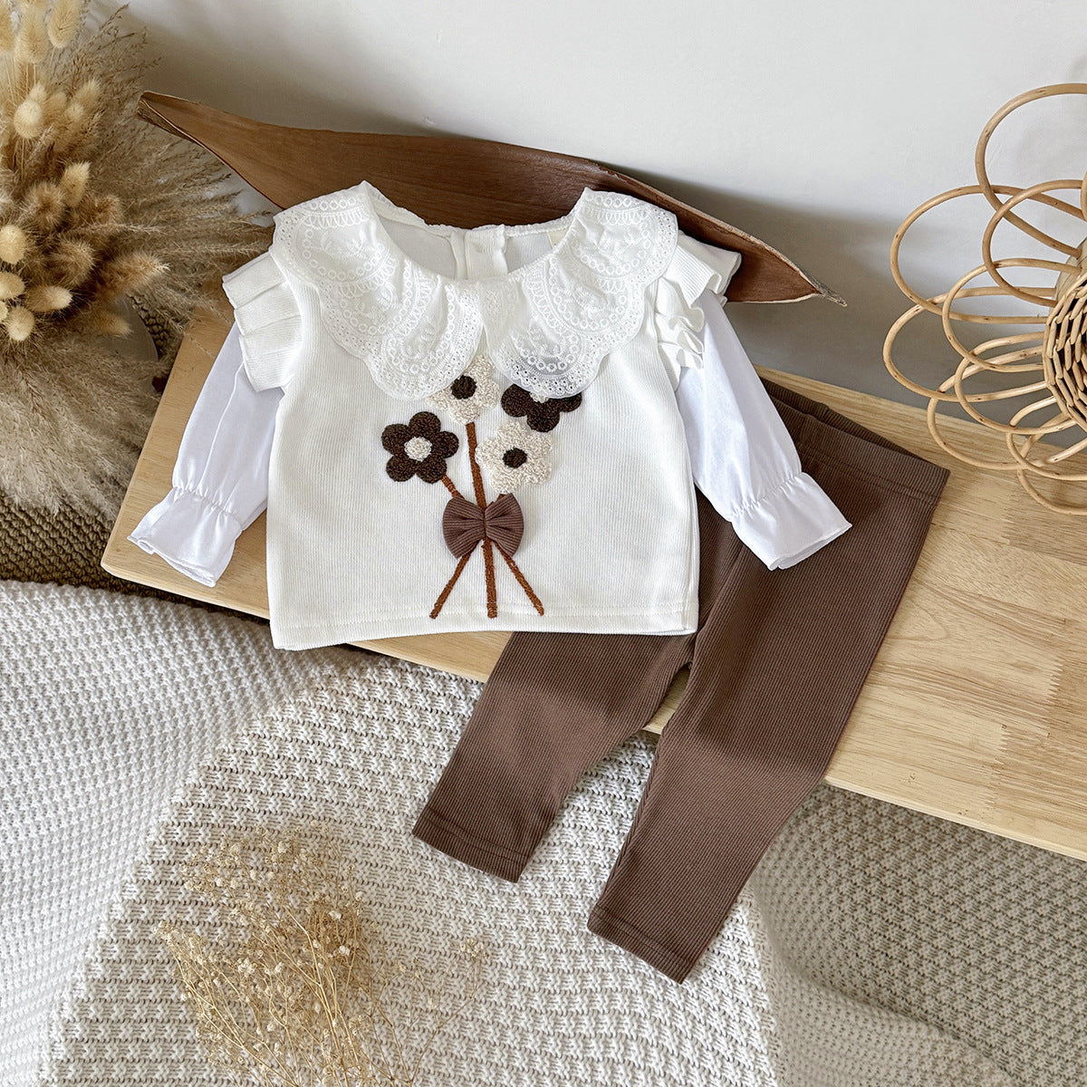 Spring and Autumn Towel Embroidered Bundle Pants Set