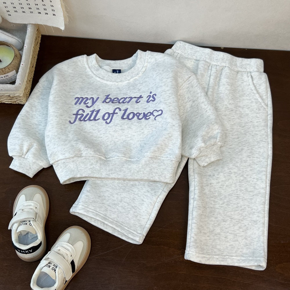 Two piece set of hoodies and pants for boys and girls