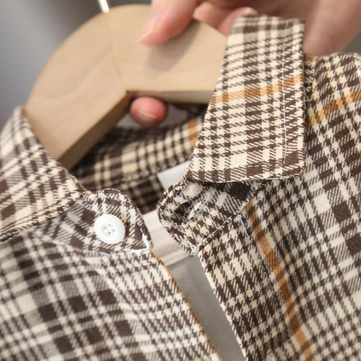 Boy Plaid Shirt & Pocket Detail Pants 2-Piece Set