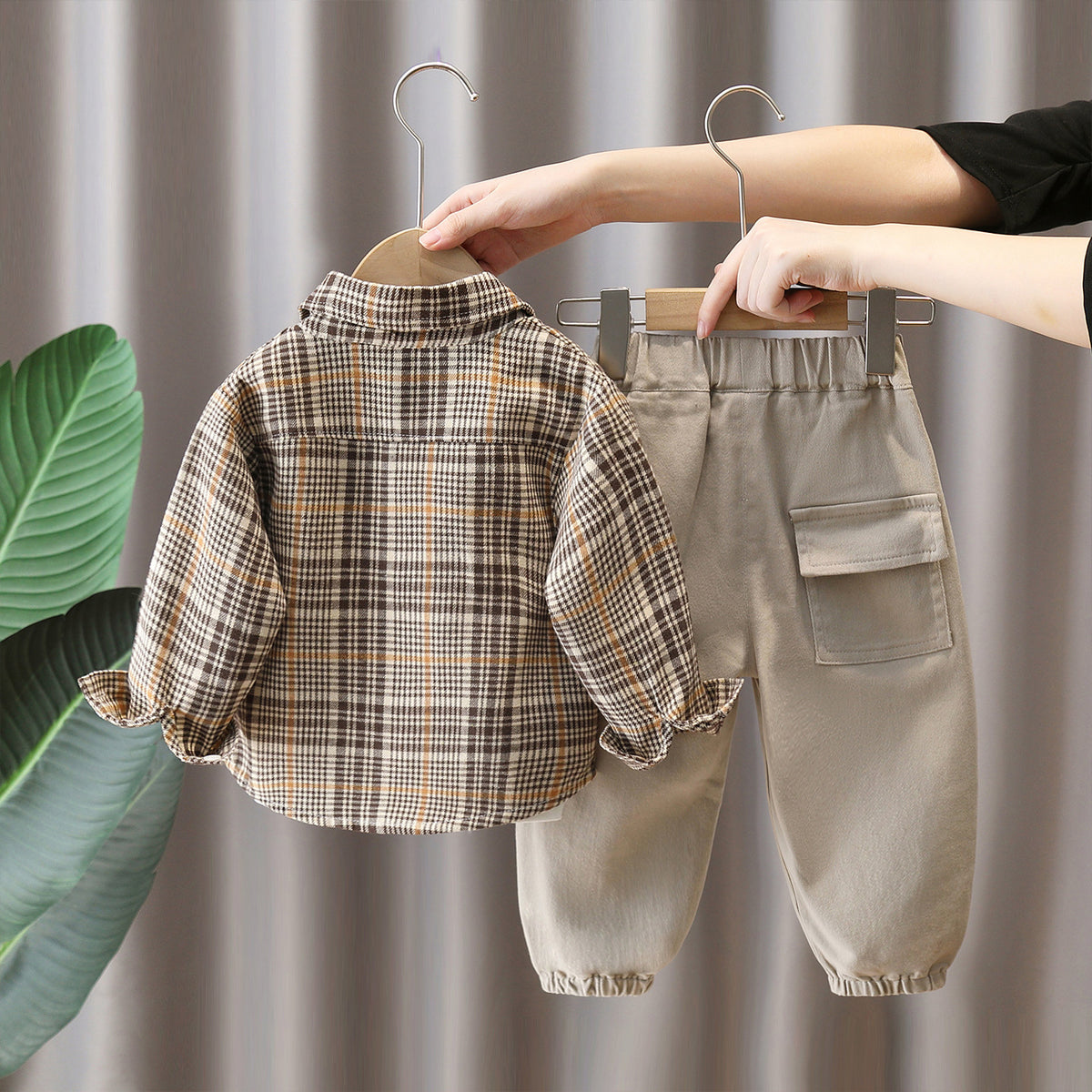 Boy Plaid Shirt & Pocket Detail Pants 2-Piece Set