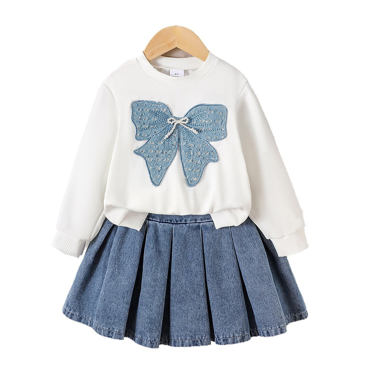 Two piece set of long sleeved sweatshirt with pleated denim skirt