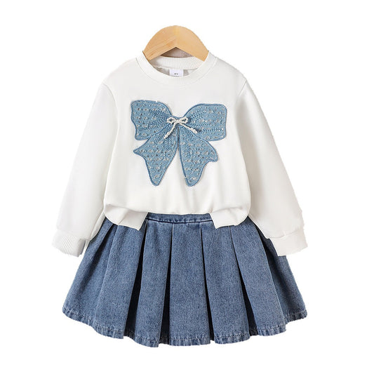 Two piece set of long sleeved sweatshirt with pleated denim skirt