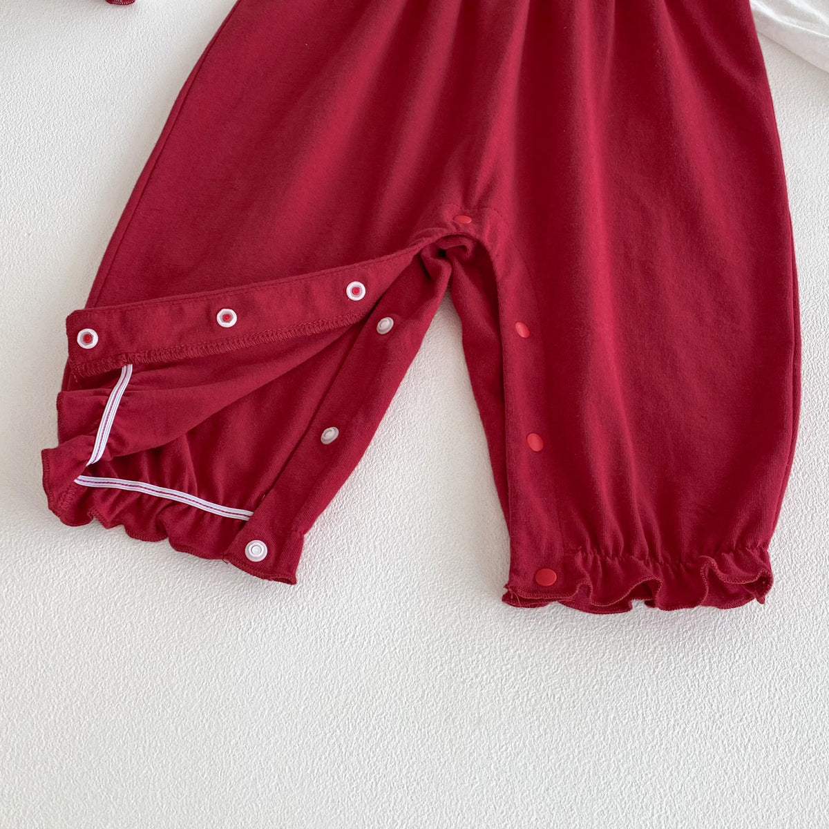 Girl Embroidered Collar Long Sleeve Romper